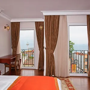 Aren Otel