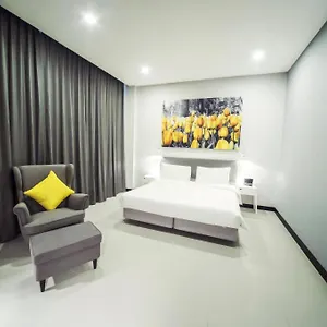 Hollandse Club 4*, Singapore Singapore